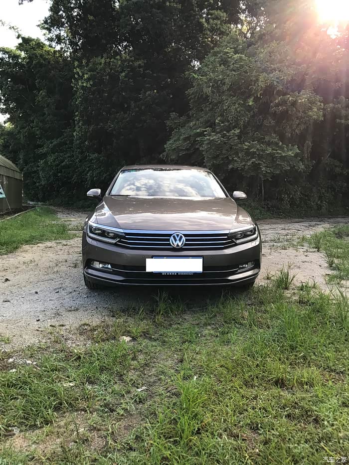 8月8日海南330尊贵开罗金迈腾b8提车作业