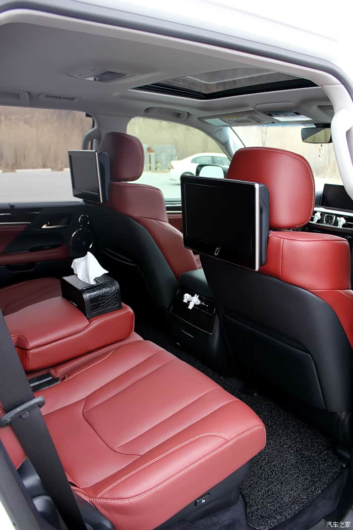 基本没人坐的后排