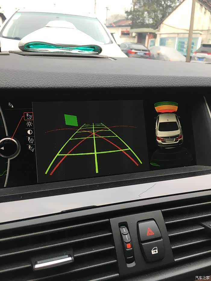 【图】大过年的倒车影像突然发病哎_宝马5系论坛_汽车之家论坛