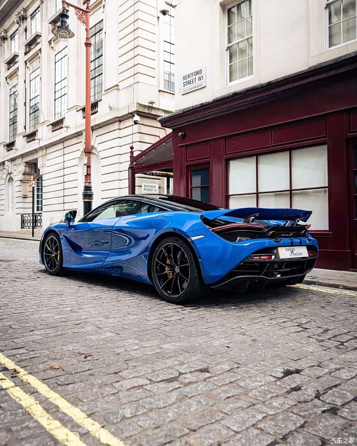 迈凯伦720smsoparisblue巴黎蓝车漆