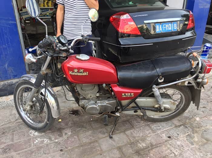 【图】前两天看到的川崎黄河250,大家点评一下_摩托车论坛_汽车之家