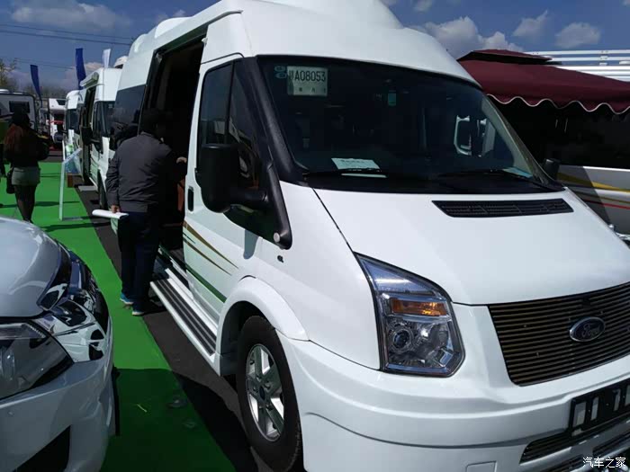 阳春三月北京房车大世界踏青