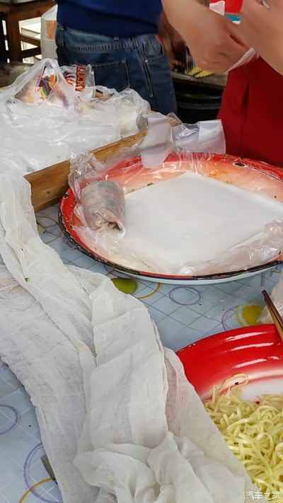 包卷粉,和个旧小卷粉是不同的风味