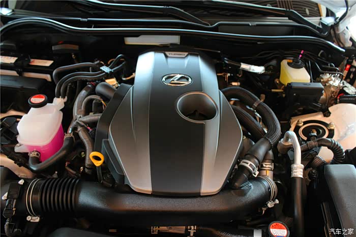 让人热血沸腾的is 200t f sport    填了张表格试驾了一下,发动机声音