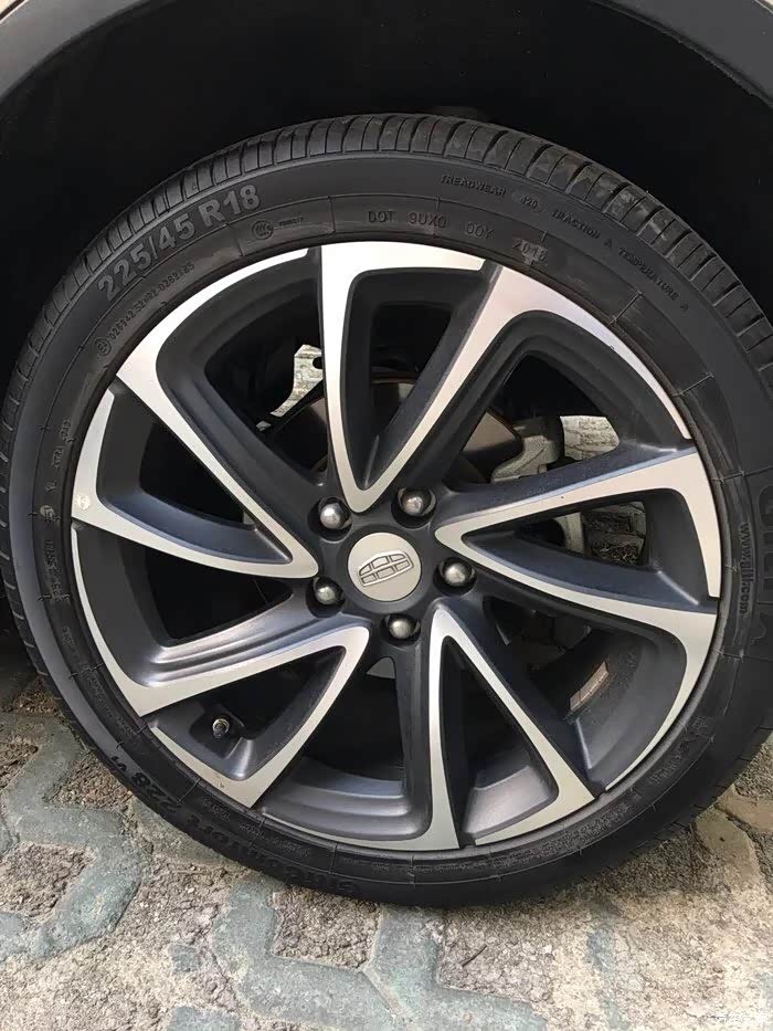 那这些参数代表什么意思往看 a225 指轮胎断面宽度为225 mm同车欣来