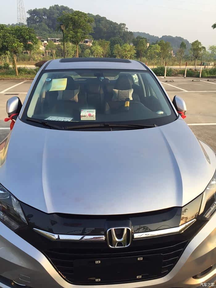 准备买缤智冰河银,是不是很浅,看着非常刺目的那种银色呀