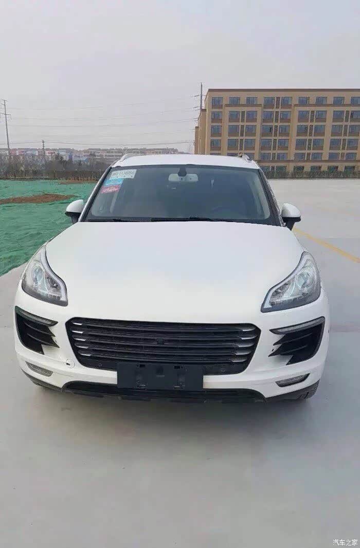 众泰rs8最新谍照太棒了圆我年轻梦