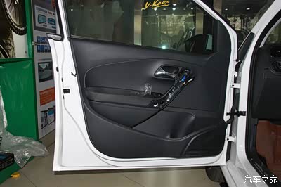 polo改装音响,带给大家鉴赏!》》》求精!