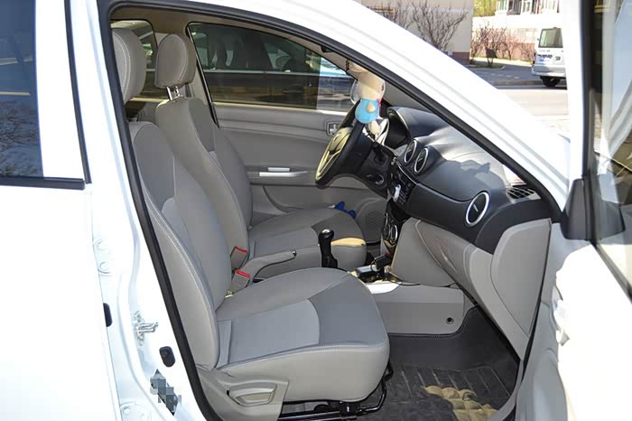 年轻,勇敢做自己!分享我的悦翔v3使用心得!不喜勿喷!谢谢!