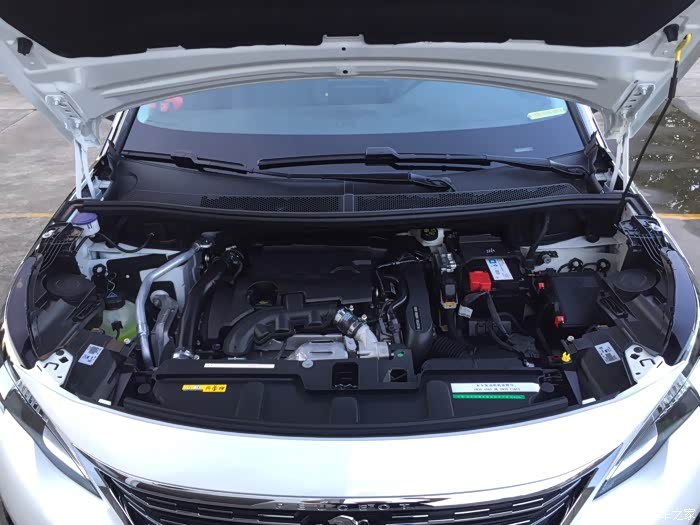 发动机舱,密封性不太好