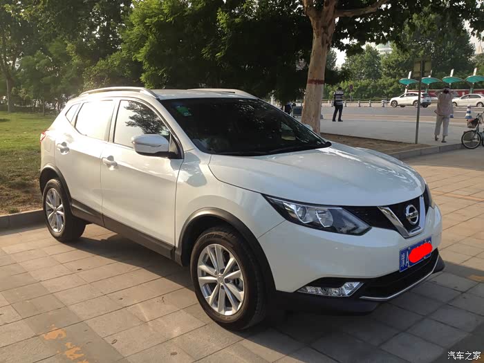 趣玩逍客高性价比之选20精英珍珠白5000公里用车感受