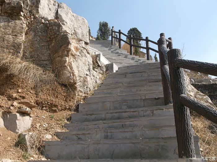 凤凰山济宁最高的山