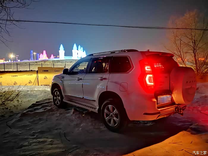 越夜越野夜穿月亮湾