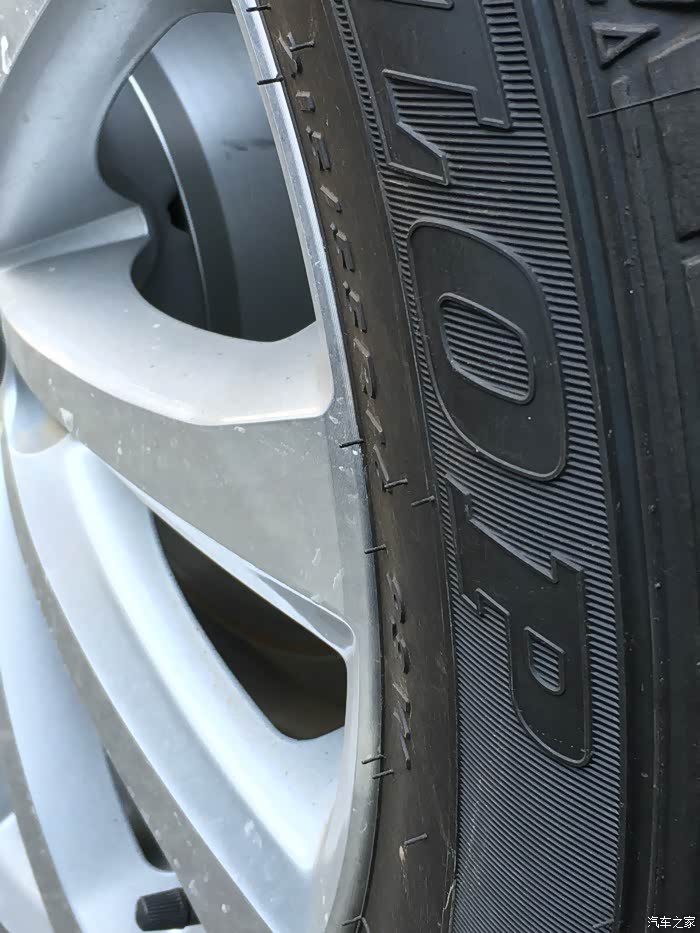 新车胎毛