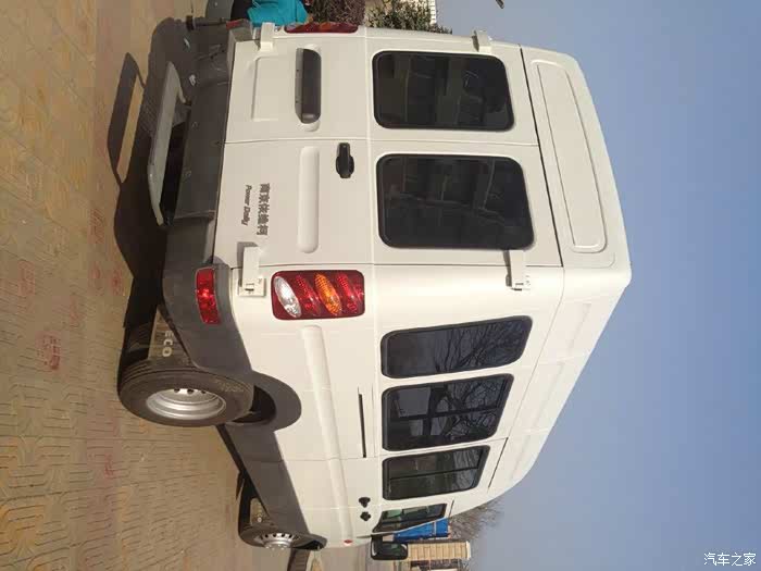 依维柯宝迪a37安装车载电台