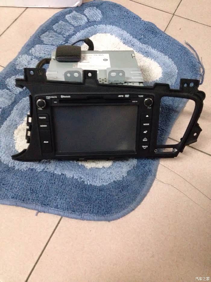 出2012款摩比斯原厂导航加8音度dsp