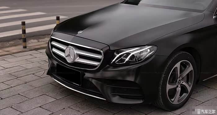 奔驰e改色电光黑黑武士又来附体了