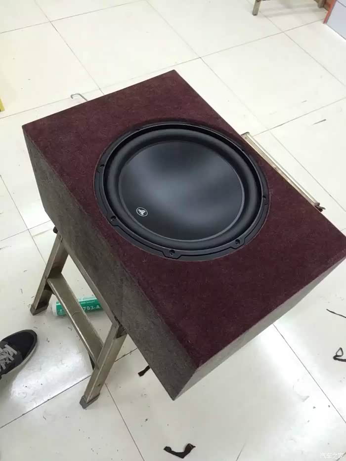 出 捷力12w3 12寸低音!