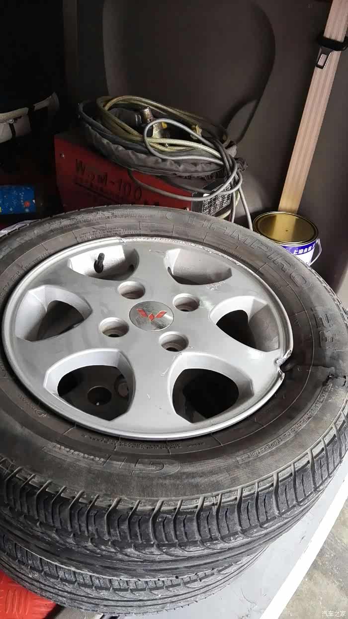 【图】求购老款宏光铝轮毂2个_五菱宏光论坛_汽车之家论坛