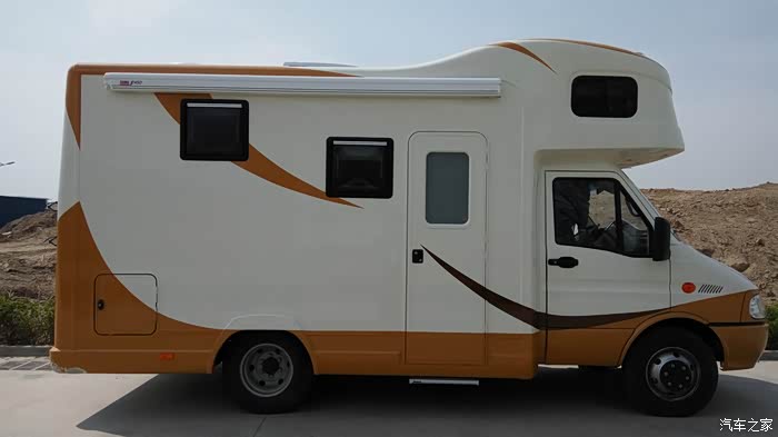 此帖为房车图片欣赏,在论坛经常问我的可以看一下