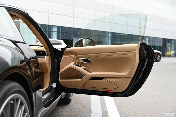 【新款保时捷911,继往开来】第一视角记录试驾911 carrera s!