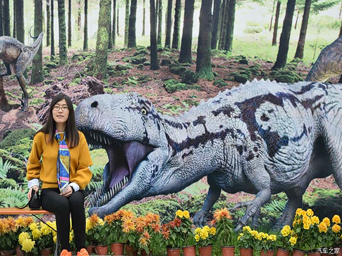 成都白鹿恐龙园探险美食之旅