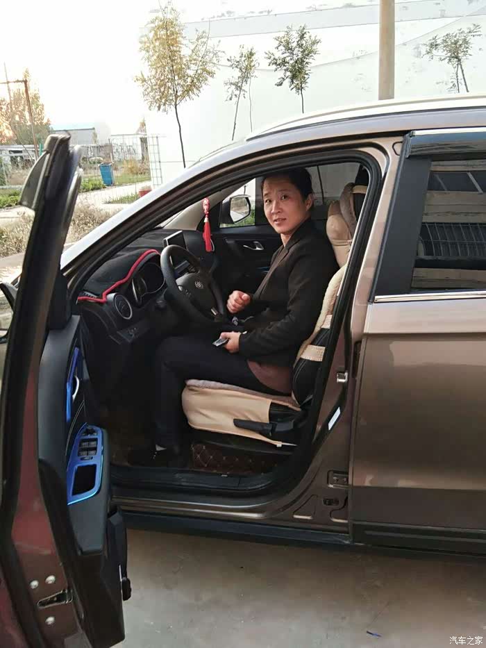 老婆,我的副驾驶位置永远是你的!