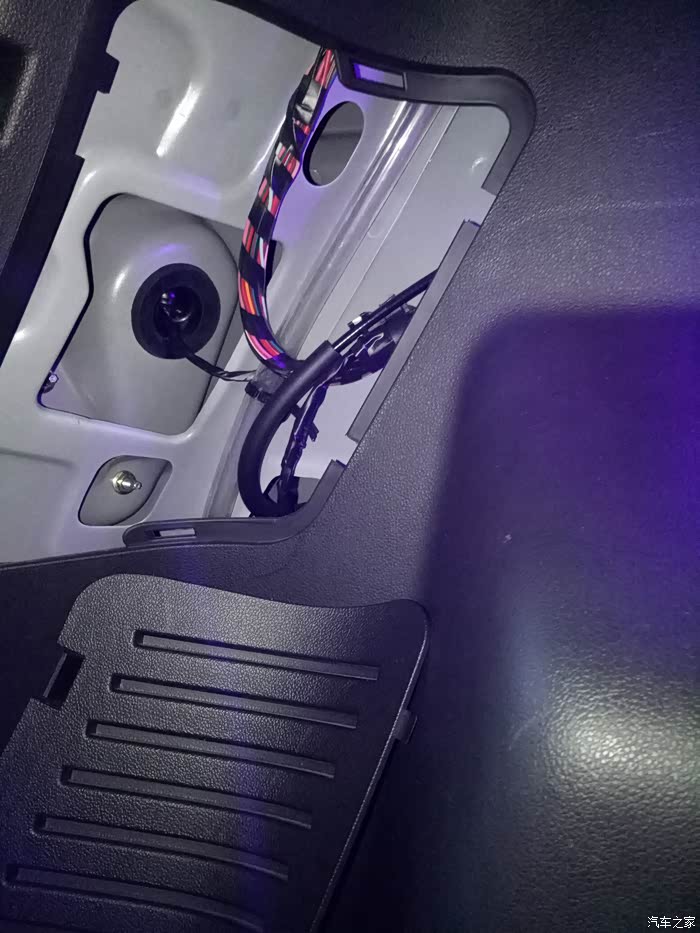 【图】【无锡cs35车友会】自己动手——更换爆闪刹车灯_长安cs35论坛