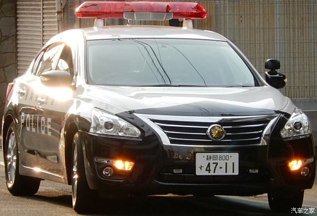 第三代天籁警车