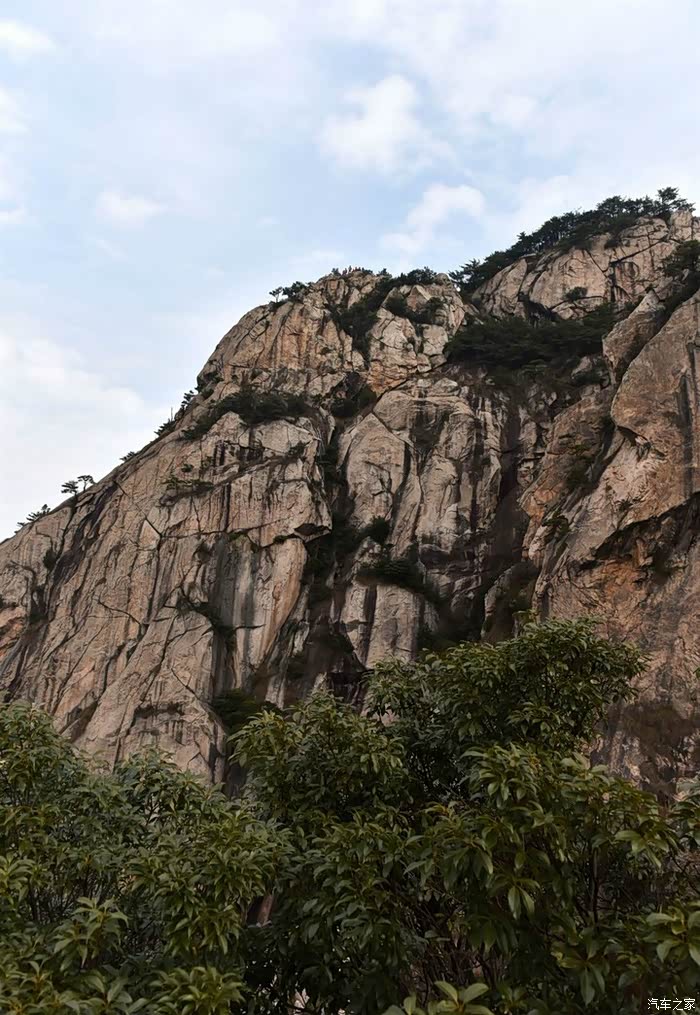 徒步浮丘峰穿越豺狗狼尖