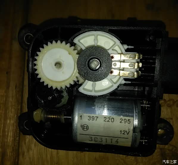 【图】四个风门翻板电机方位和解剖_宝来/宝来经典论坛_汽车之家论坛