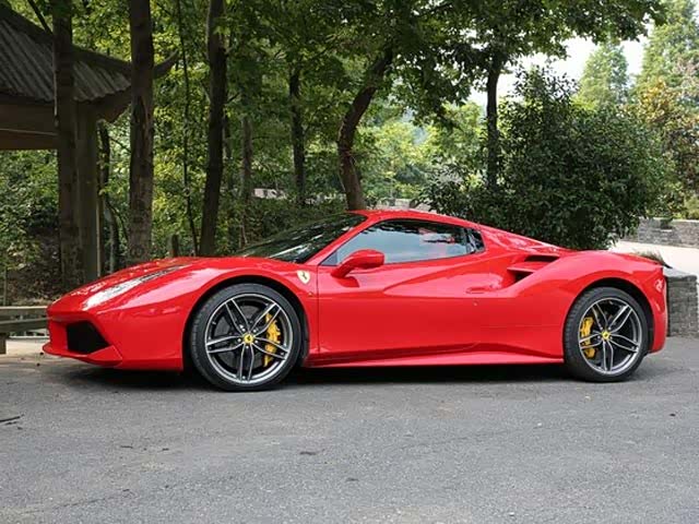 大咖俱乐部心中顶级完美 提法拉利488 spider板栗哥哥192万2,438大咖