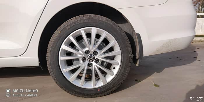 17款桑塔纳14寸换16寸轮毂