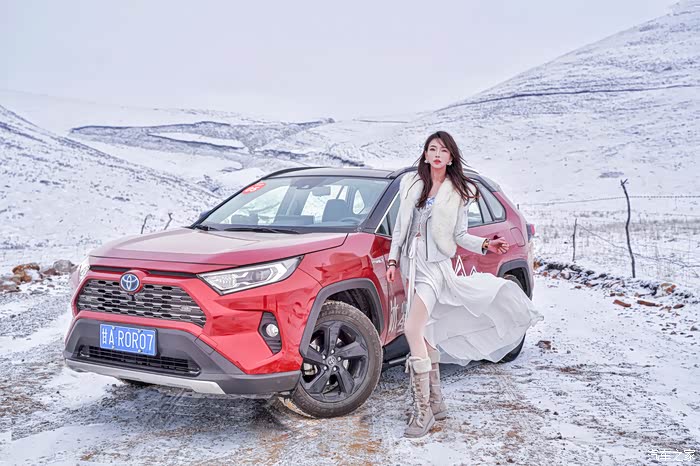 【女神驾道】美女主持人携手丰田荣放自驾甘南冰雪奇缘之旅
