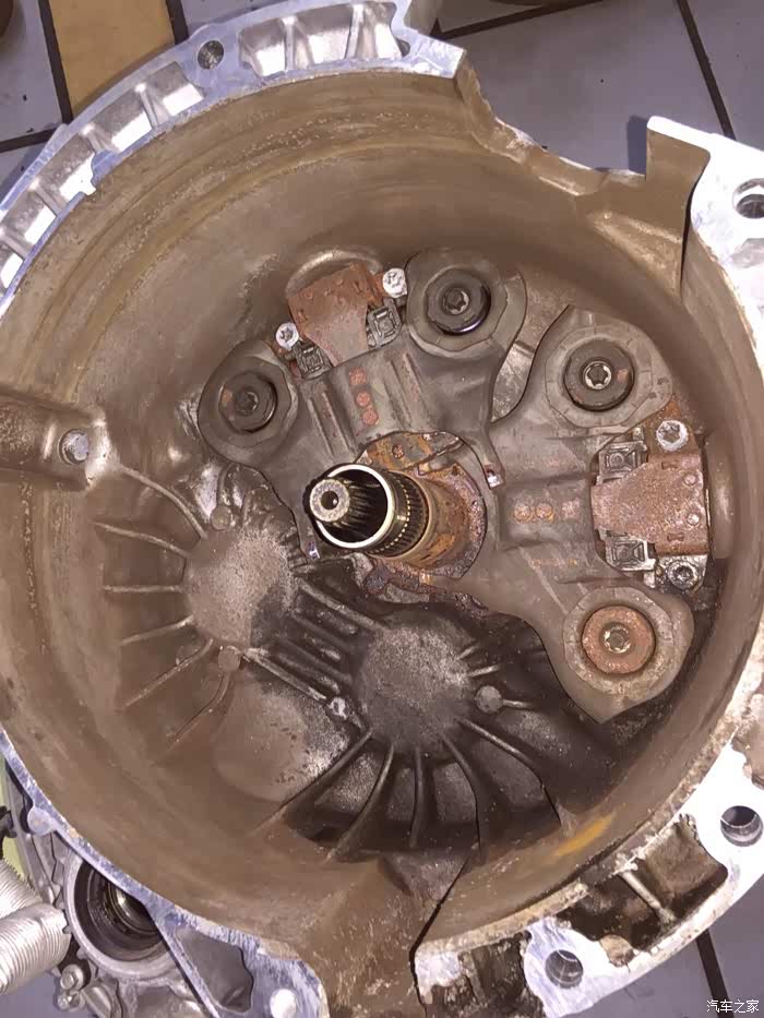 还在深受双离合困扰的福友们进来看一下————变速箱离合生锈