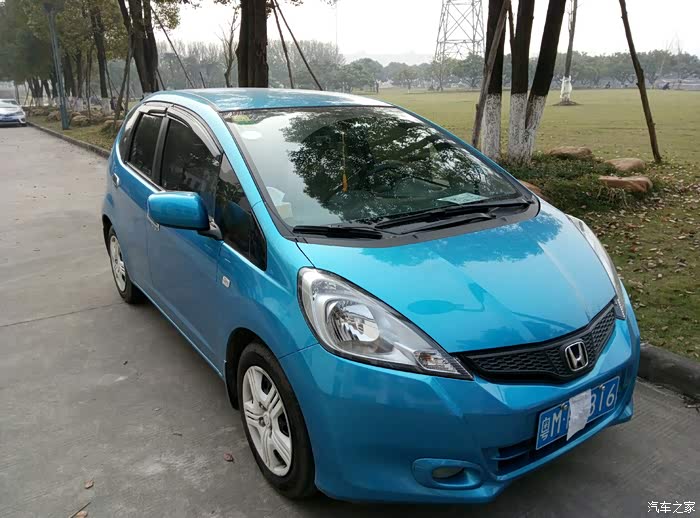 二手13mt飞度巴黎蓝购车记版主顺便求认证