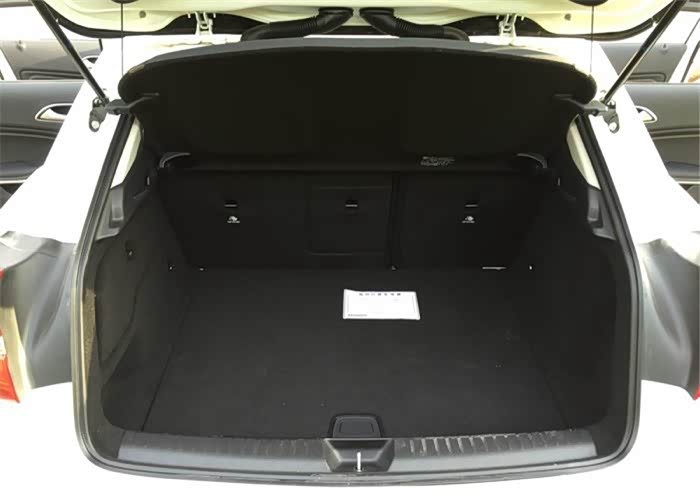 喜提奔驰gla200时尚作业