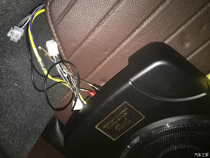 【图】xcclassic 新车认证和正宗无损中置音响改装绝对是独创,求设精!