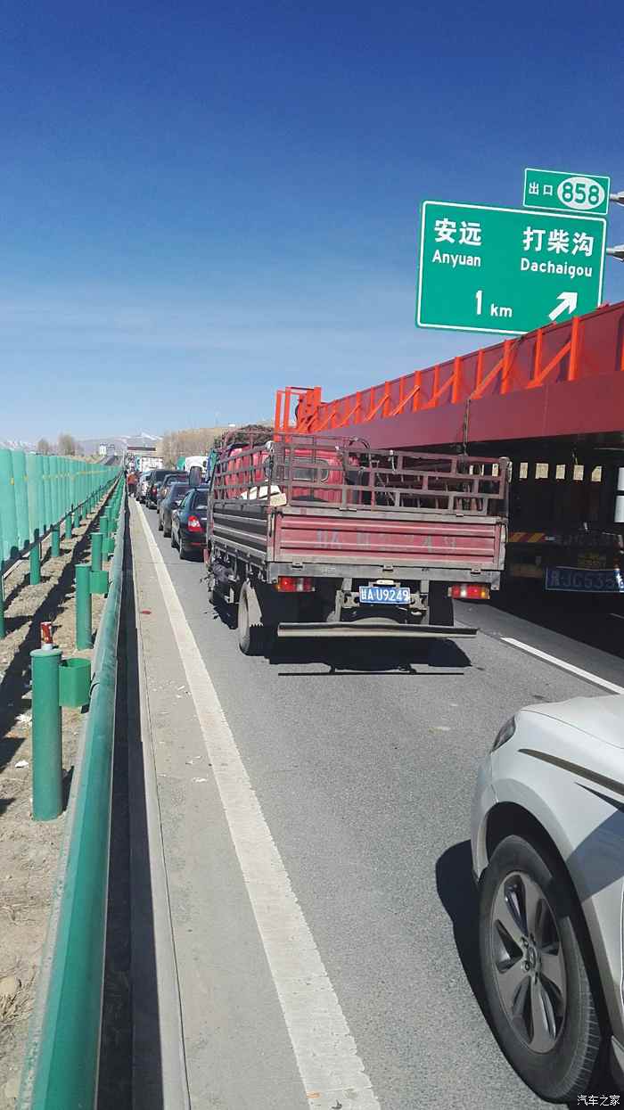 高速古浪段東向西堵車!