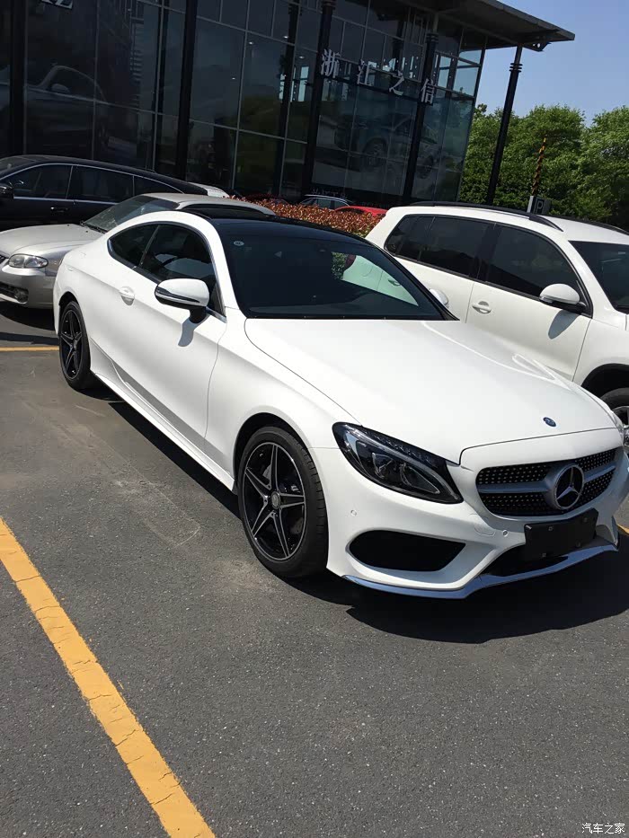 论坛首提奔驰c200coupe白外黑内作业更新媳妇照