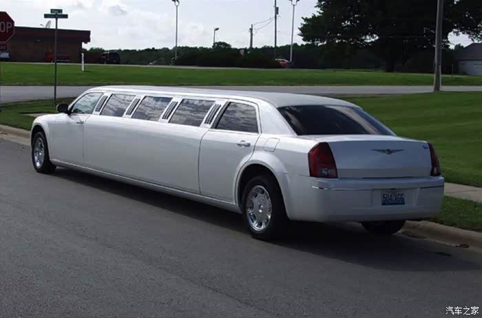克莱斯勒300c加长版合集粉色那款让我惊呆了