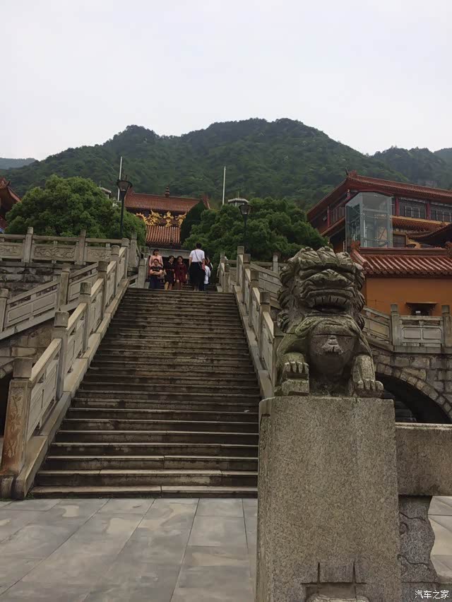 江西九江登庐山好汉坡