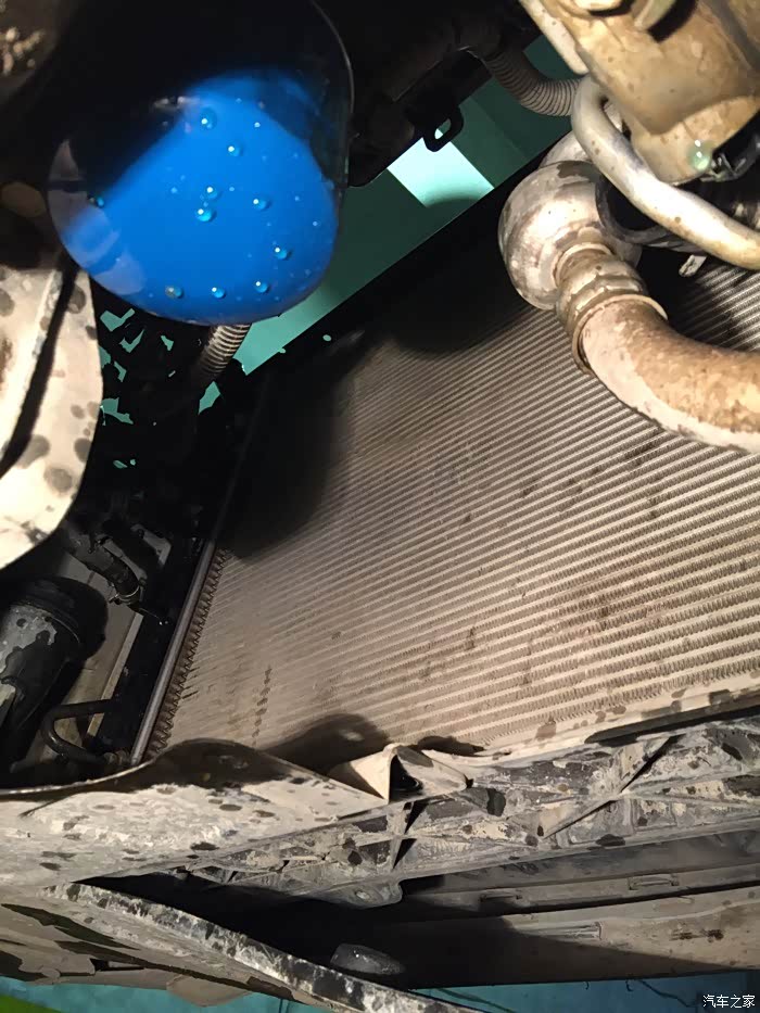 名图发动机缸体漏防冻液