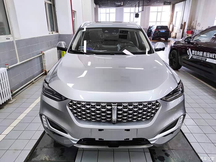 新年新车同欢乐战胜疫情迎新春魏派2021款vv6智驭购车