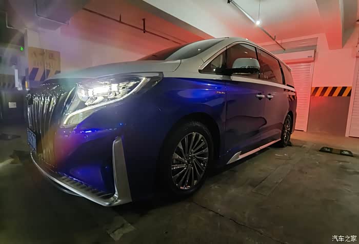 【图】m8新车小改,大白变暖蓝,车友们进来给点意见~_传祺m8论坛_汽车