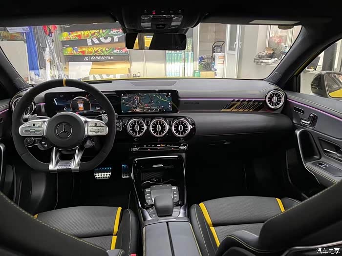 出售一台奔驰a45samg四驱先型特别版