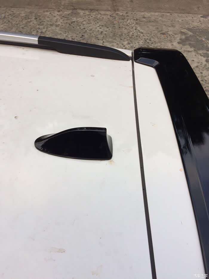 【图】谁知道车顶的天线怎么拆的吗?_宝骏310论坛_汽车之家论坛