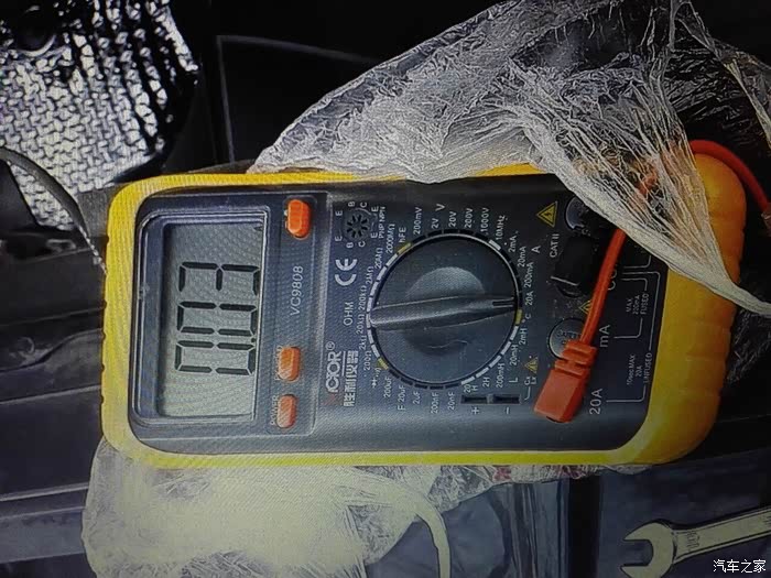 由于表量程测了太精细.