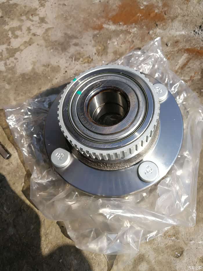 自己更换后轮轴承