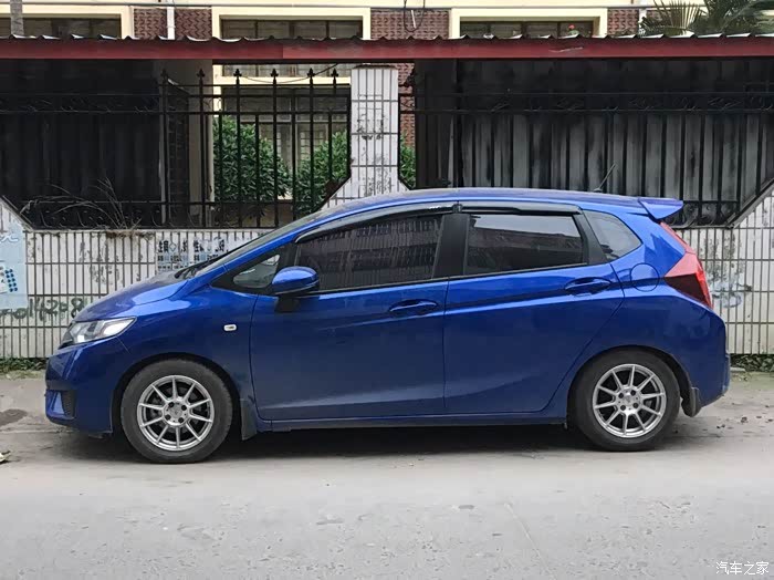 有谁是雅泛迪sq77的轮毂